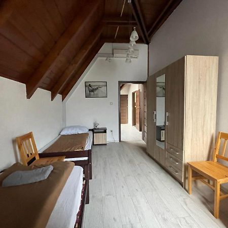 Tulipan Vendeghaz Hotel Miskolc Buitenkant foto